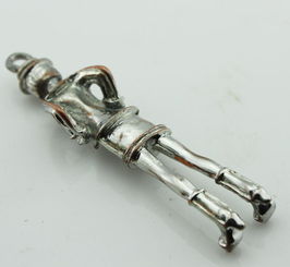 五金工藝 美女、小商品、廠家、圖片與沖壓件全解析